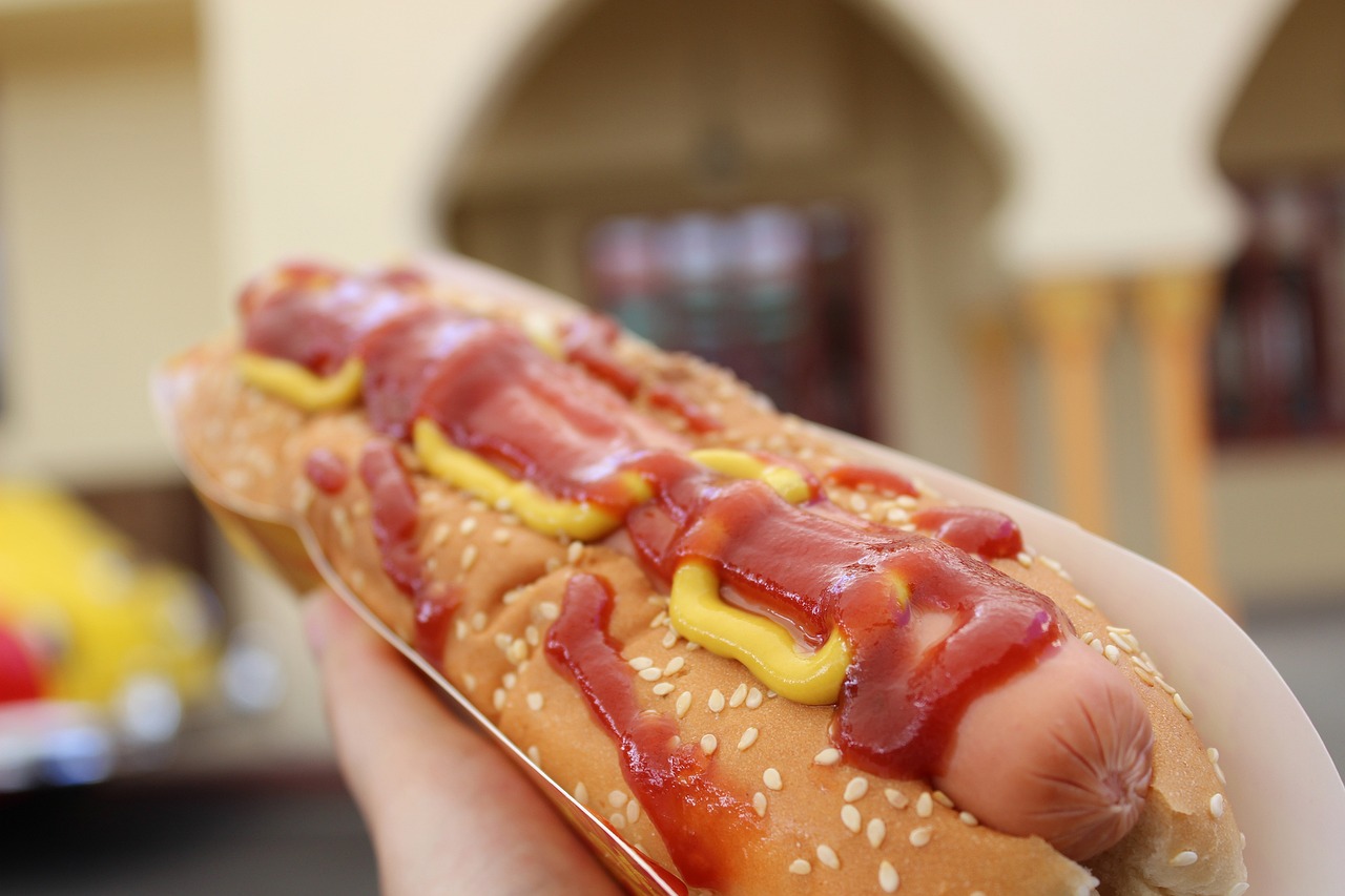 Pode comer ketchup depois de fazer tatuagem: Mitos e cuidados essenciais