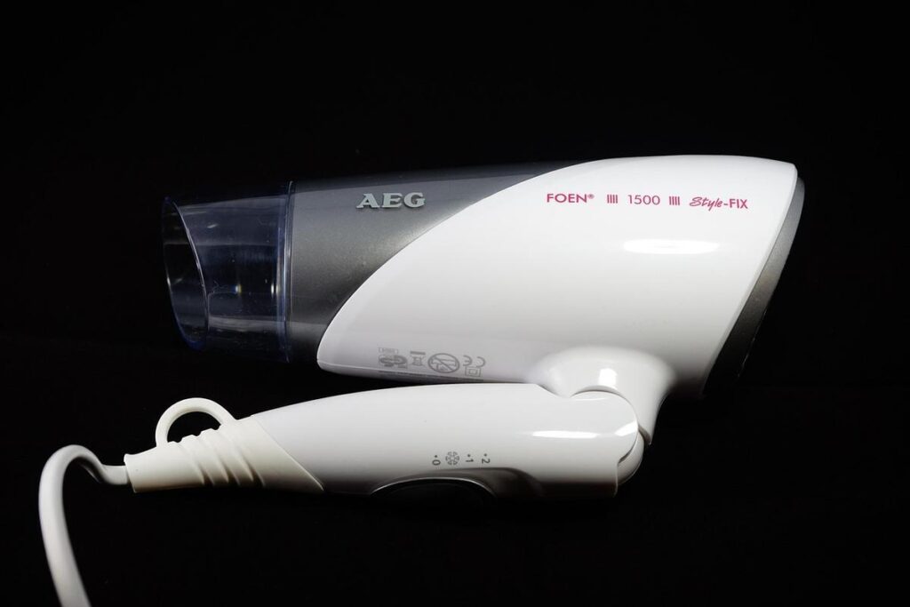 Como Escolher o Melhor Secador de Cabelo Profissional Como Escolher o Melhor Secador de Cabelo Profissional
